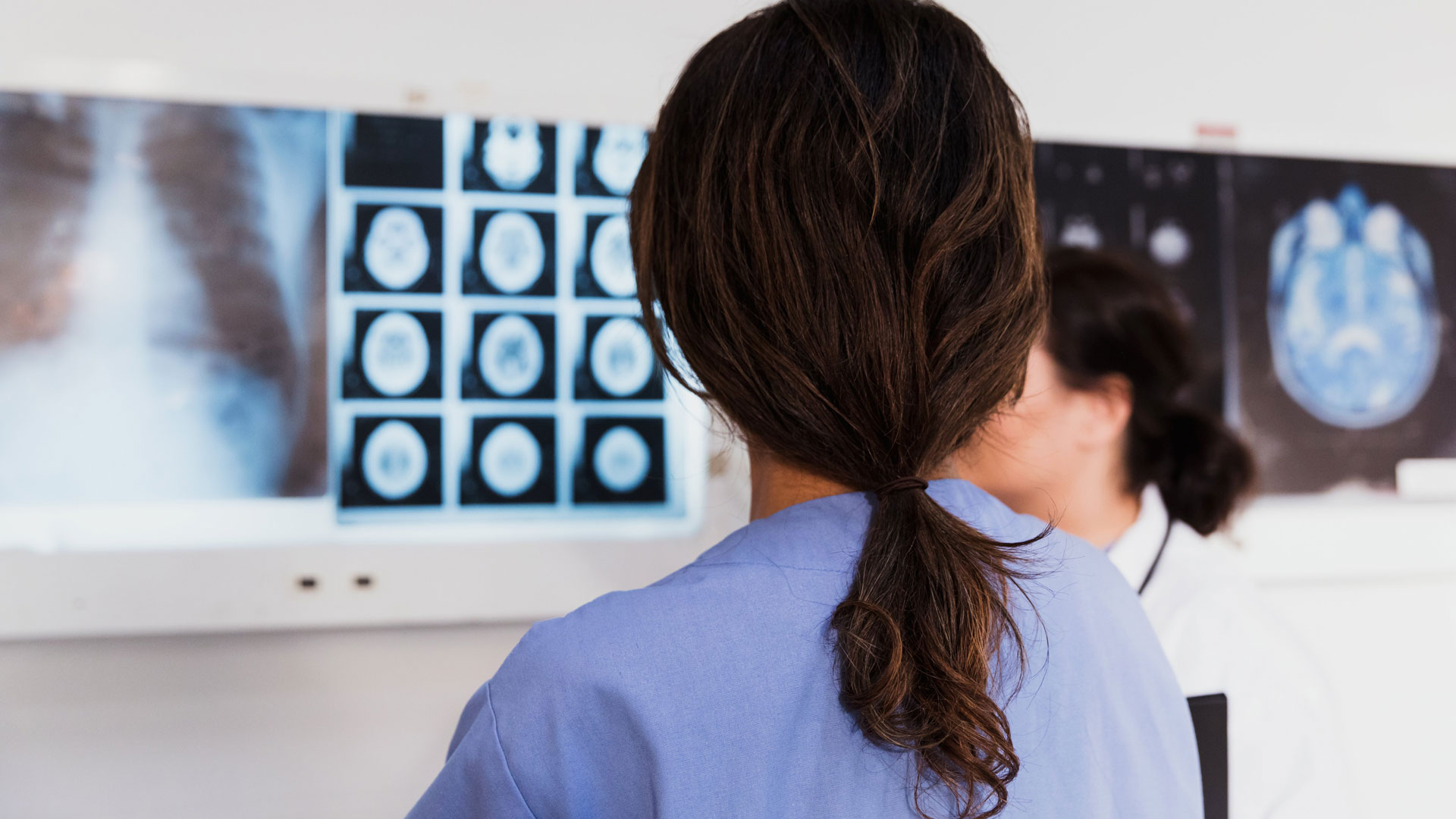 Improve-Communication-in-Healthcare-on-ExpertView