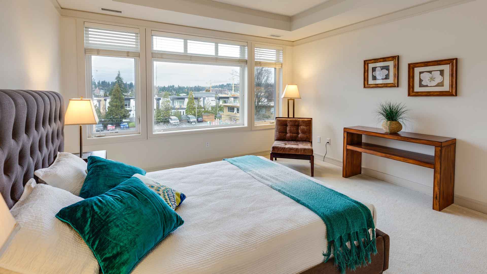 Some-Exclusive-Tips-to-Deal-with-Your-Master-Bedroom-on-expertview