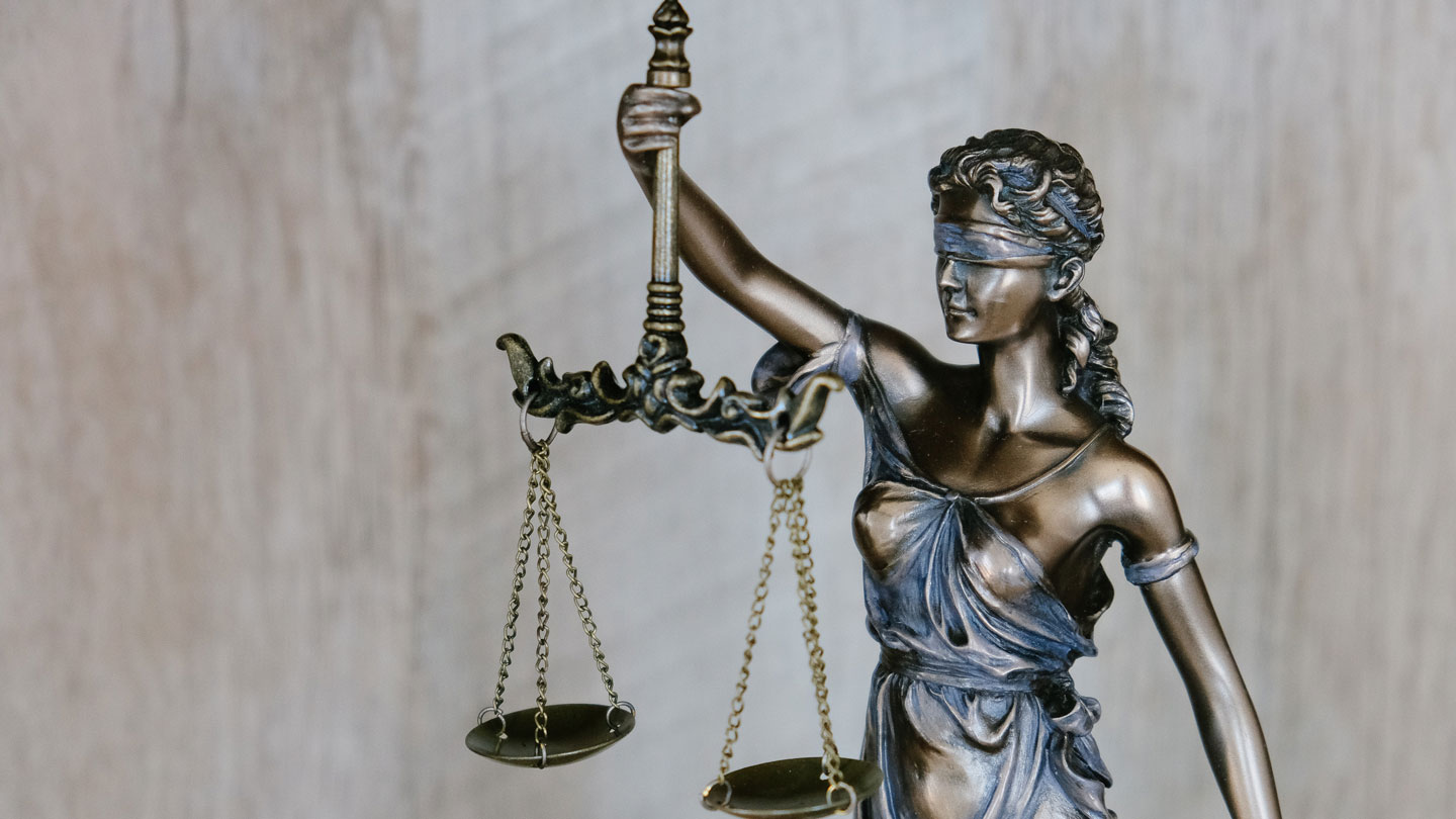 Know-About-Year-End-Checklist-of-the-Law-Practice-on-expertview-online