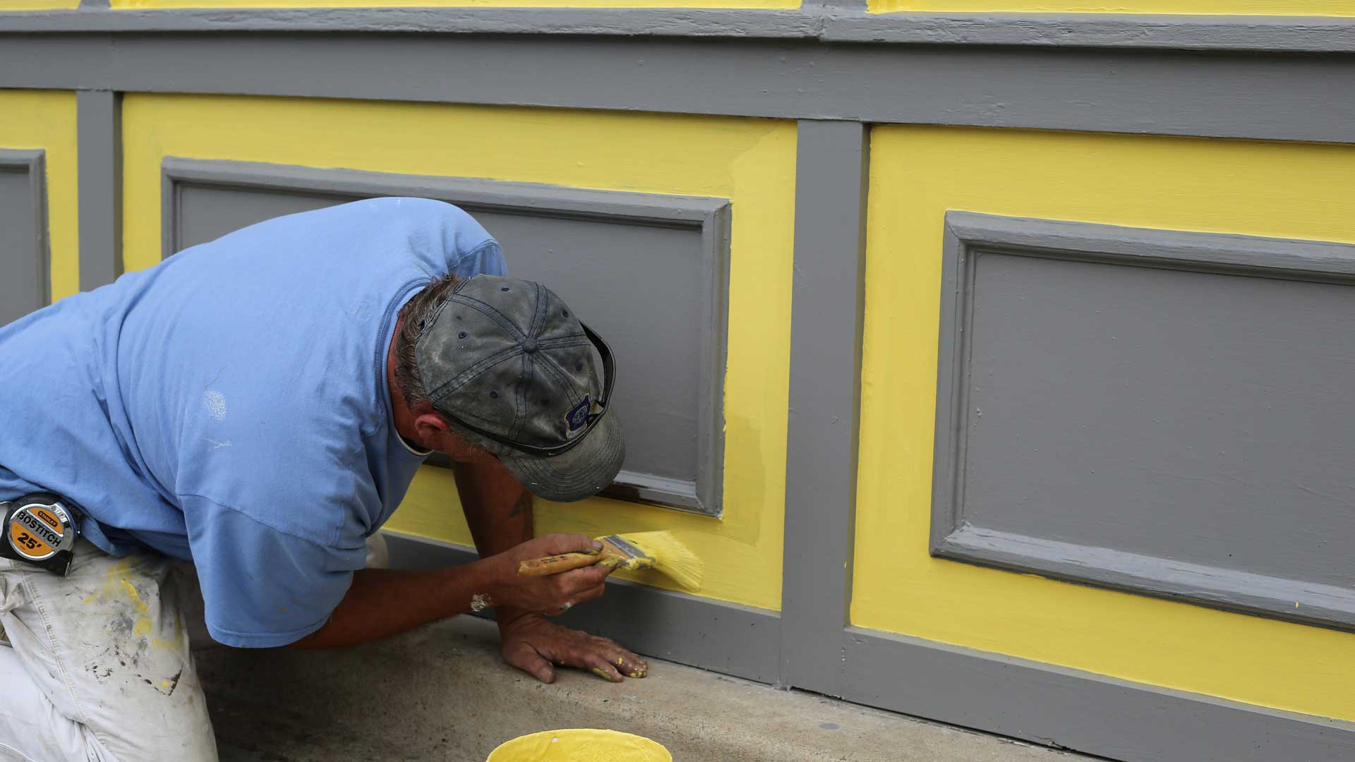Learn-Steps-to-Paint-Your-Exterior-Foundation-Right-on-expertview-online